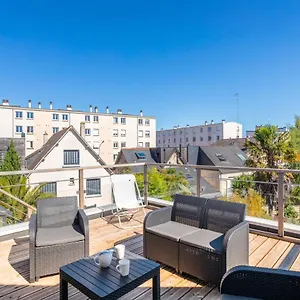 teranga-studio-proche-chu-avec-grande-terrasse.inbrittany.com/